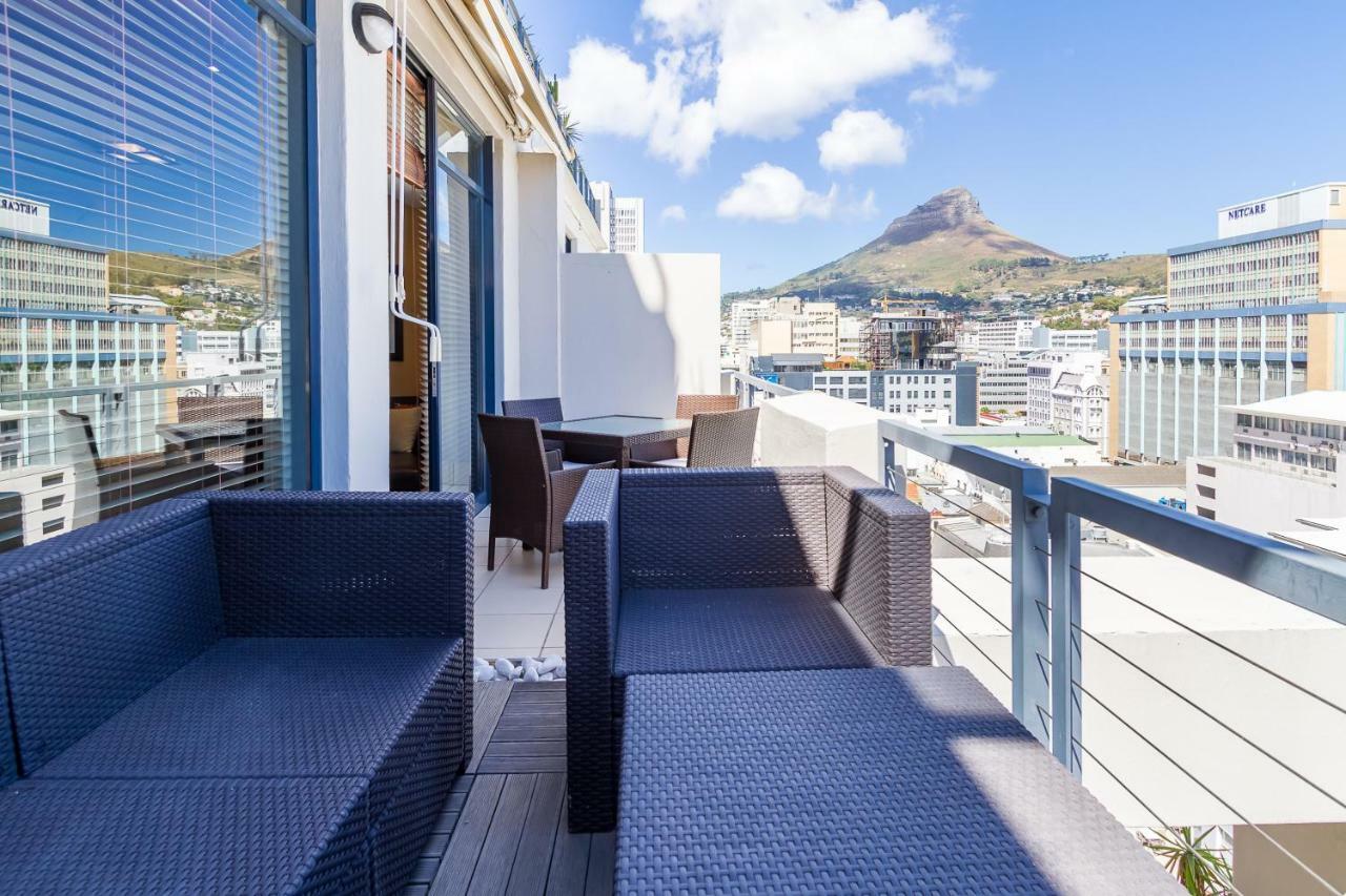 Apartment The Decks 1006 Cape Town