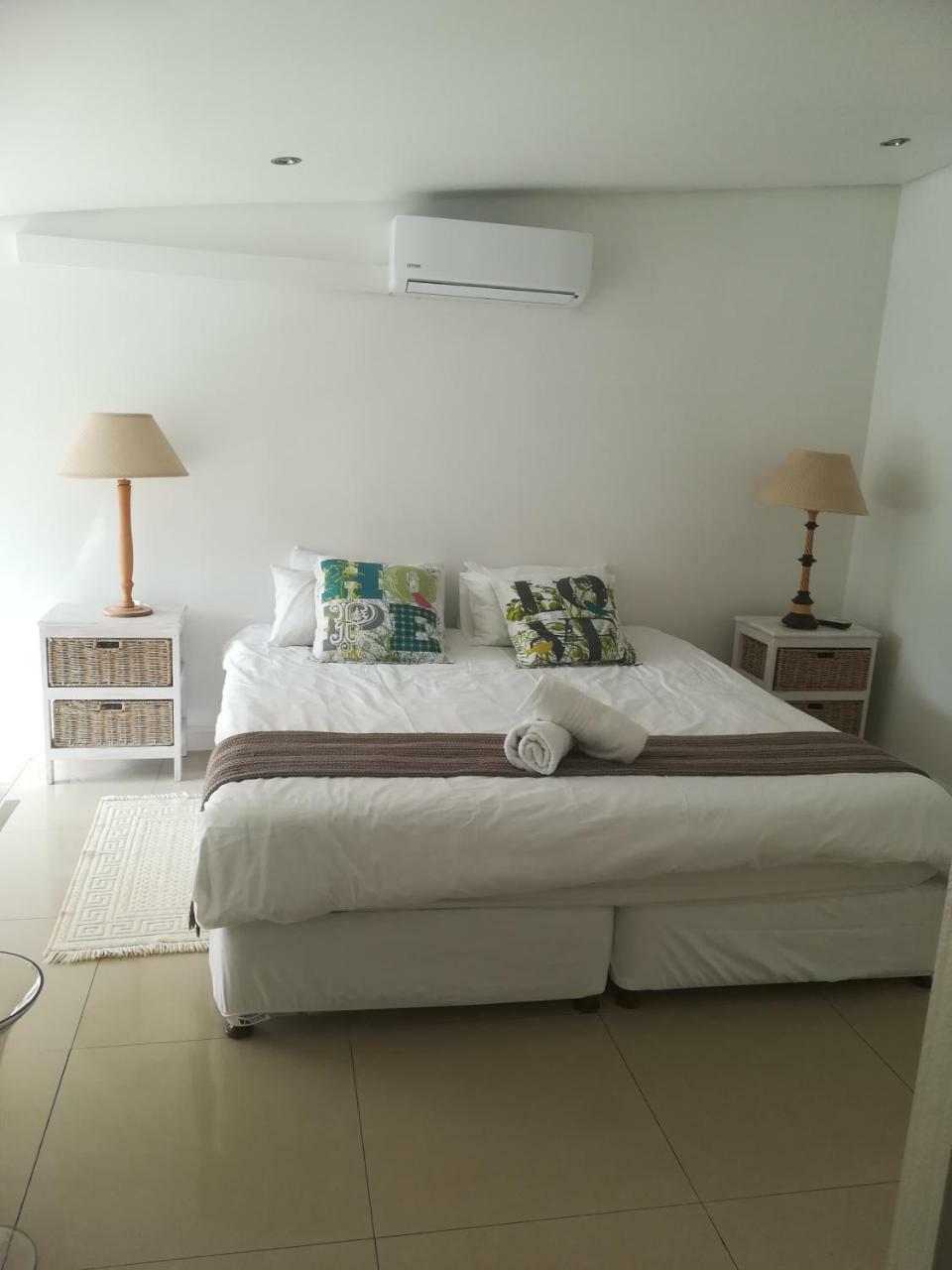 Victoria Beach Apartment *