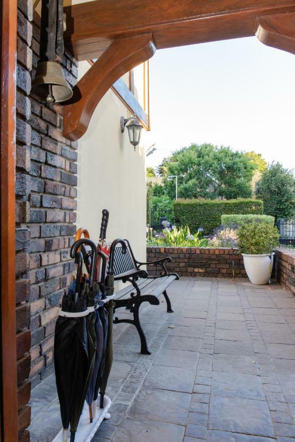 Knightsbury 3* Cape Town