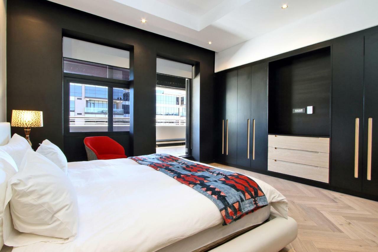Penthouse Henning@the Onyx Cape Town