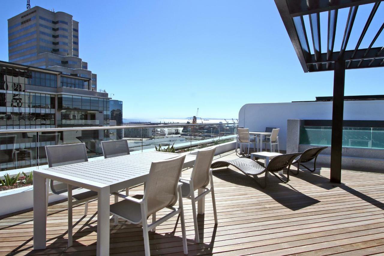 Penthouse Henning@the Onyx