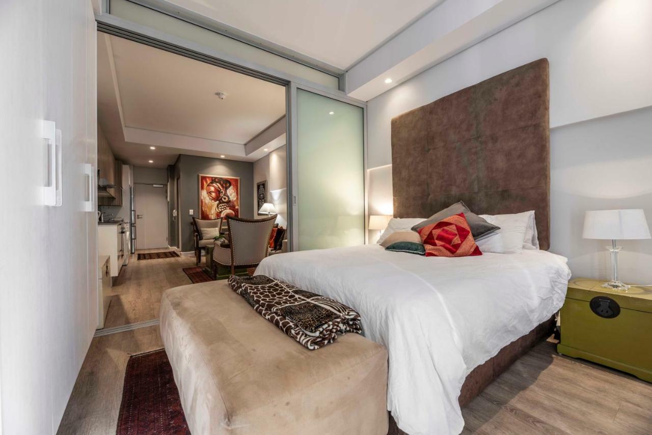 1005 The Sentinel Apartment Cape Town