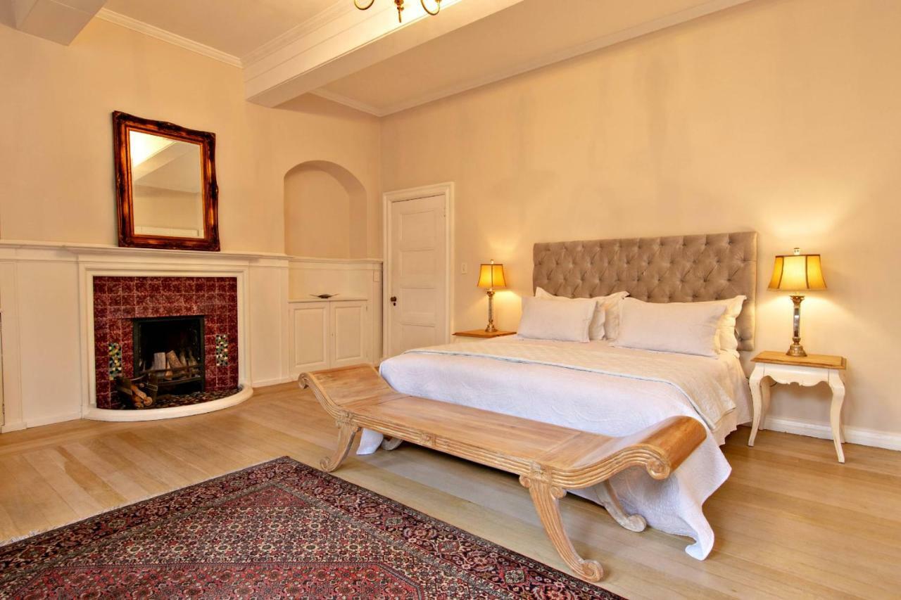 Rhonda's Manor Cape Town