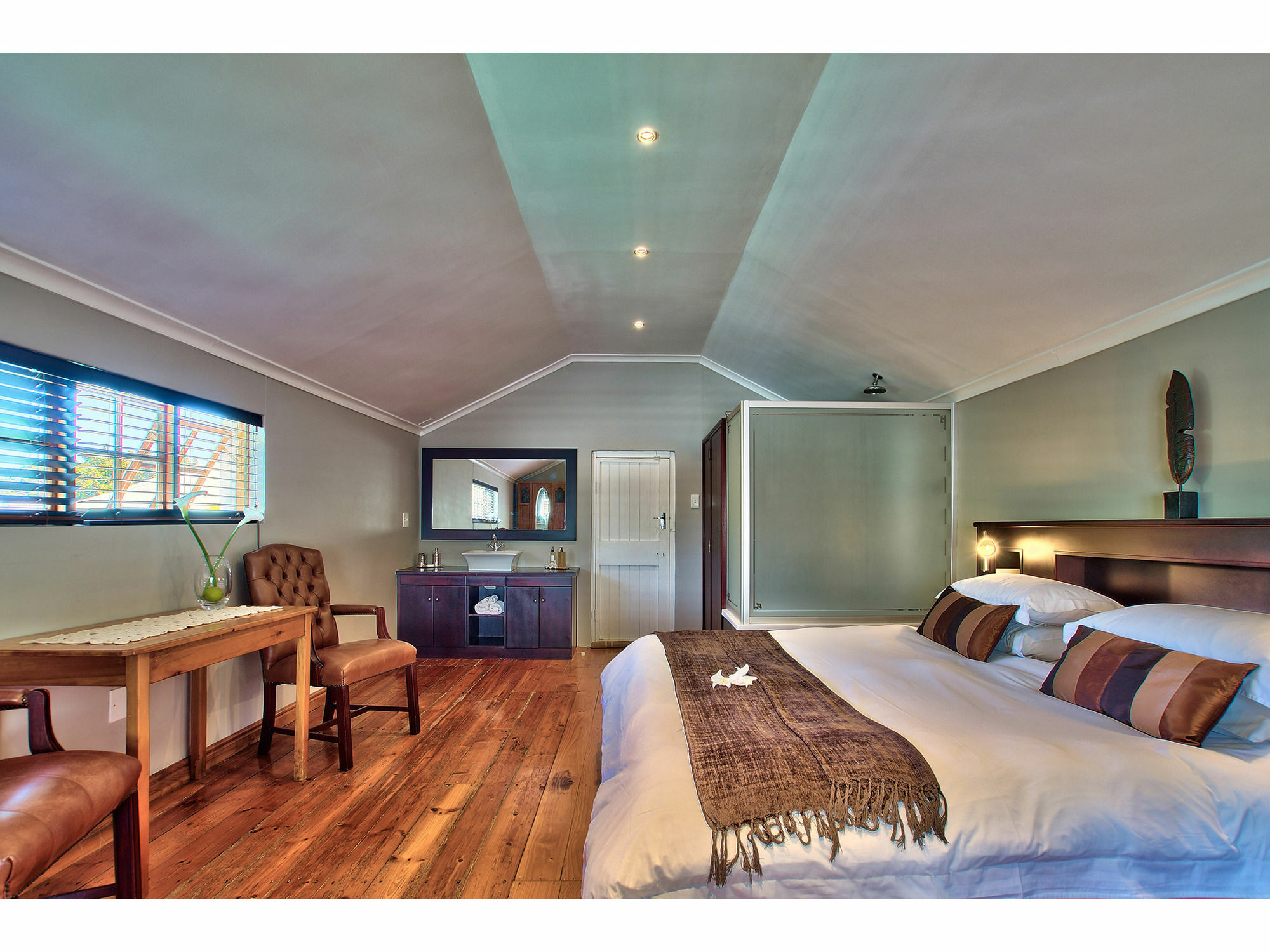Newlands Hotel 4*