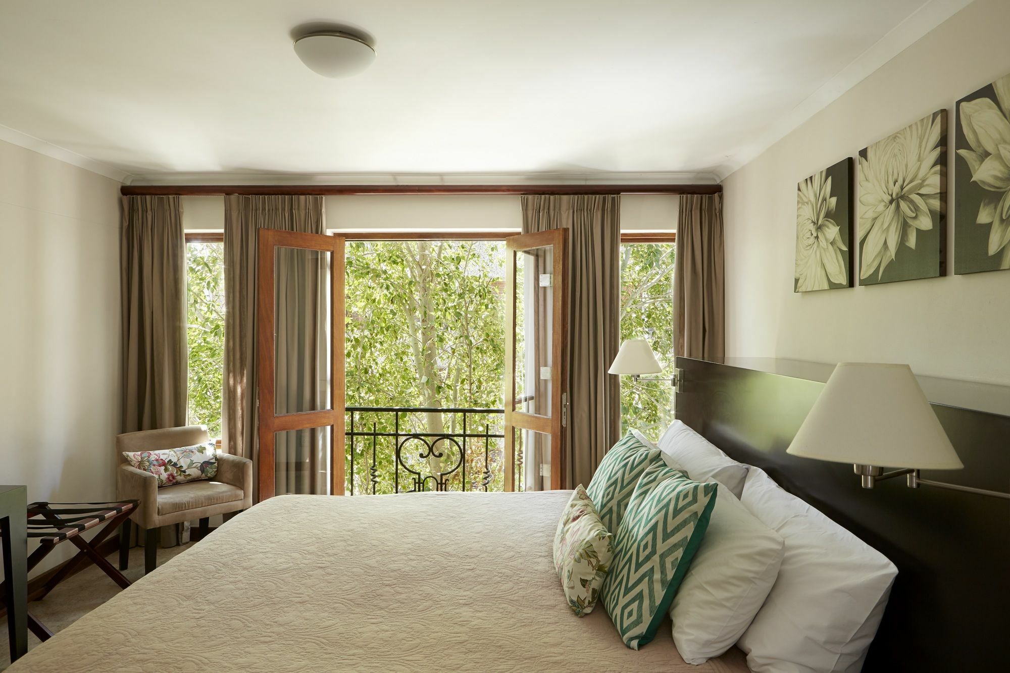 Guest house Bayflowers 3*
