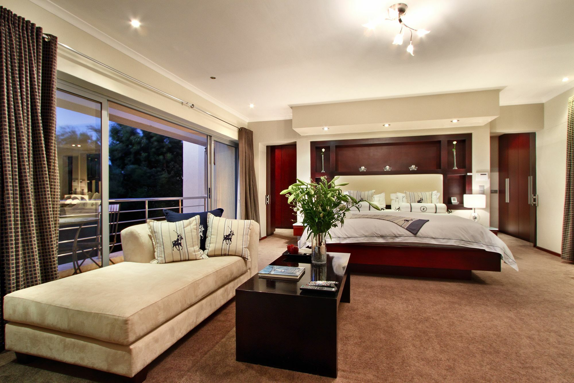 Hollywood Mansion & Camps Bay * Cape Town