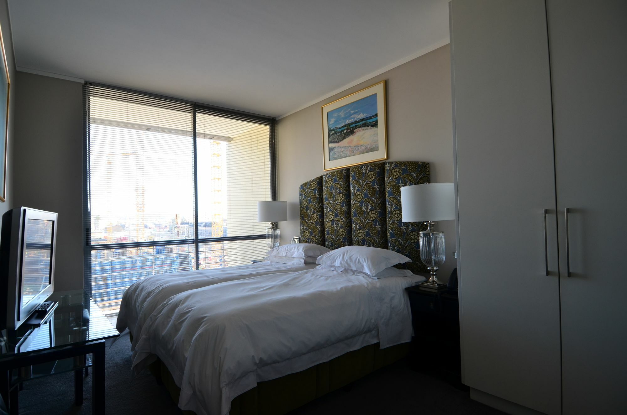 Apartment 214 Harbour Bridge Cape Town