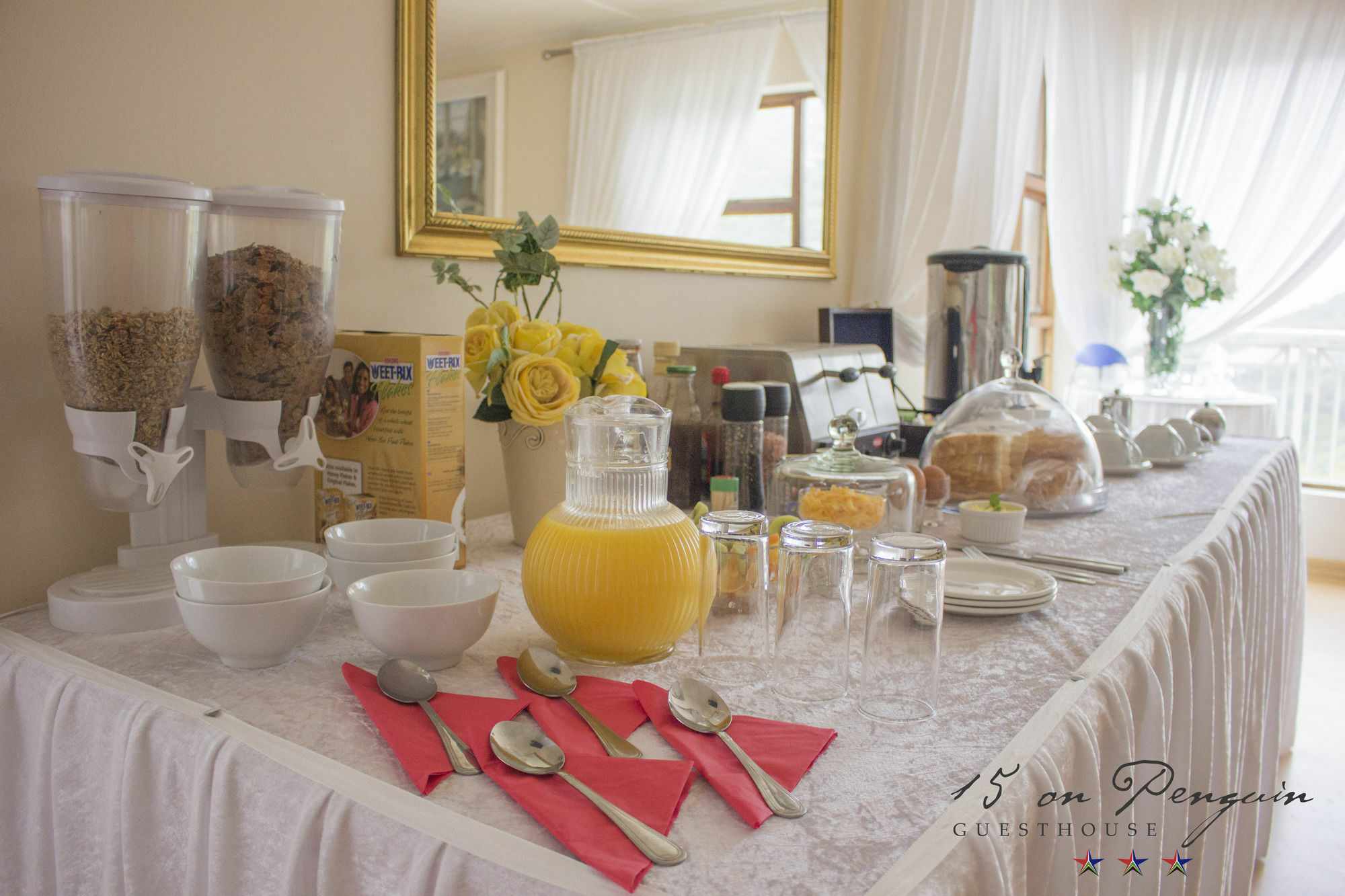 15 On Penguin Guest house 3*