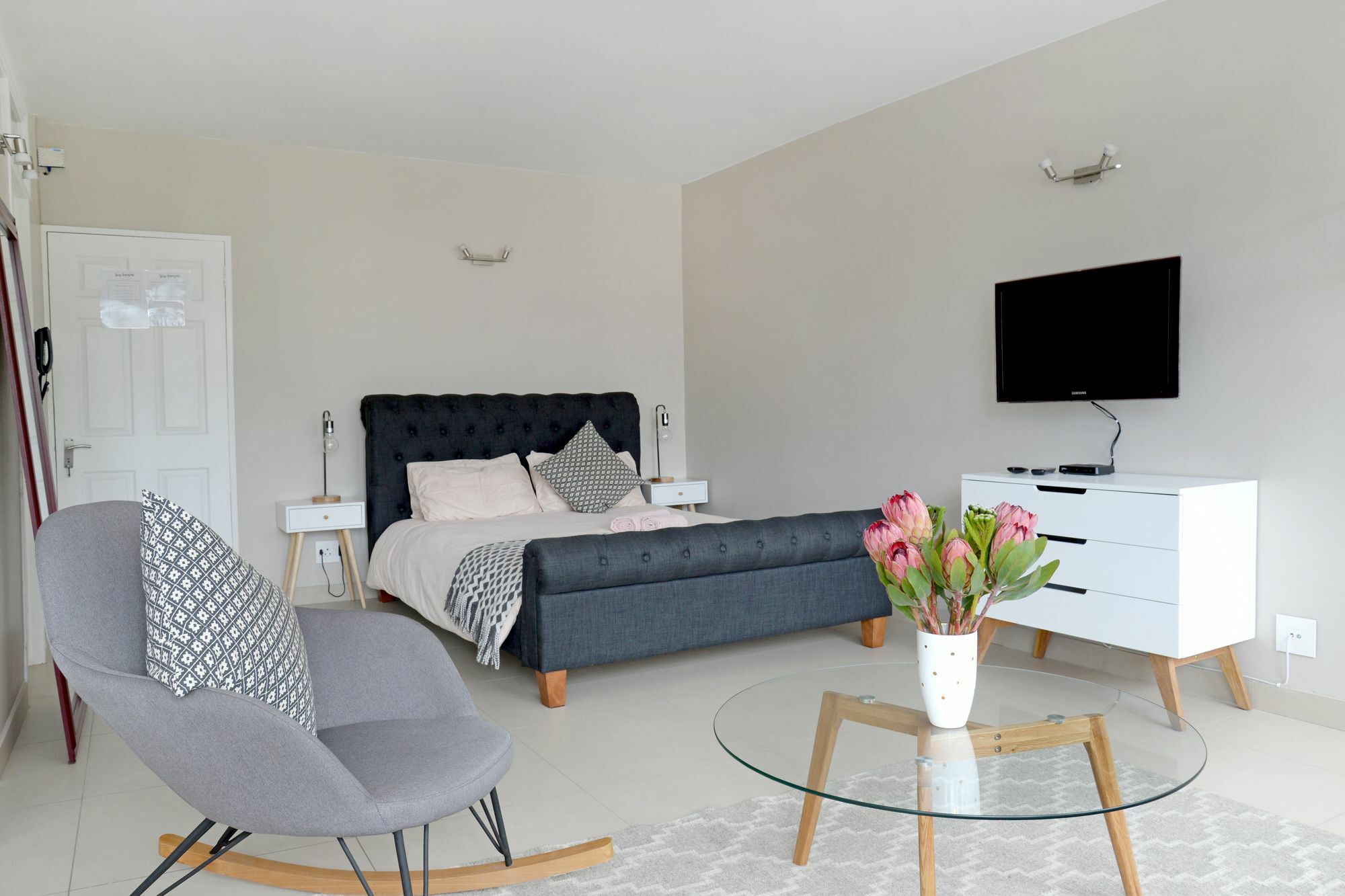 Apartment The By Amazing