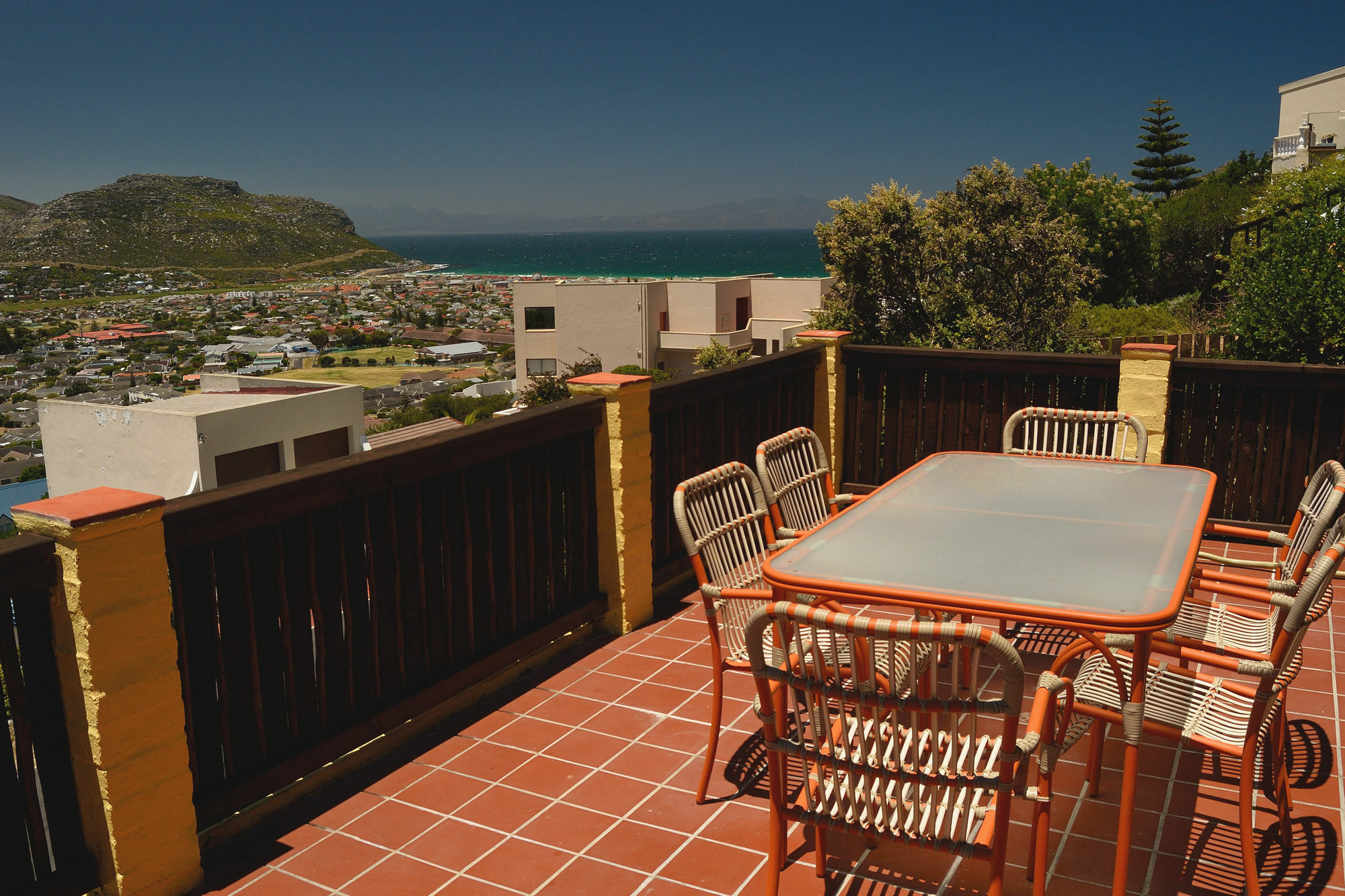 Guest house Berg And