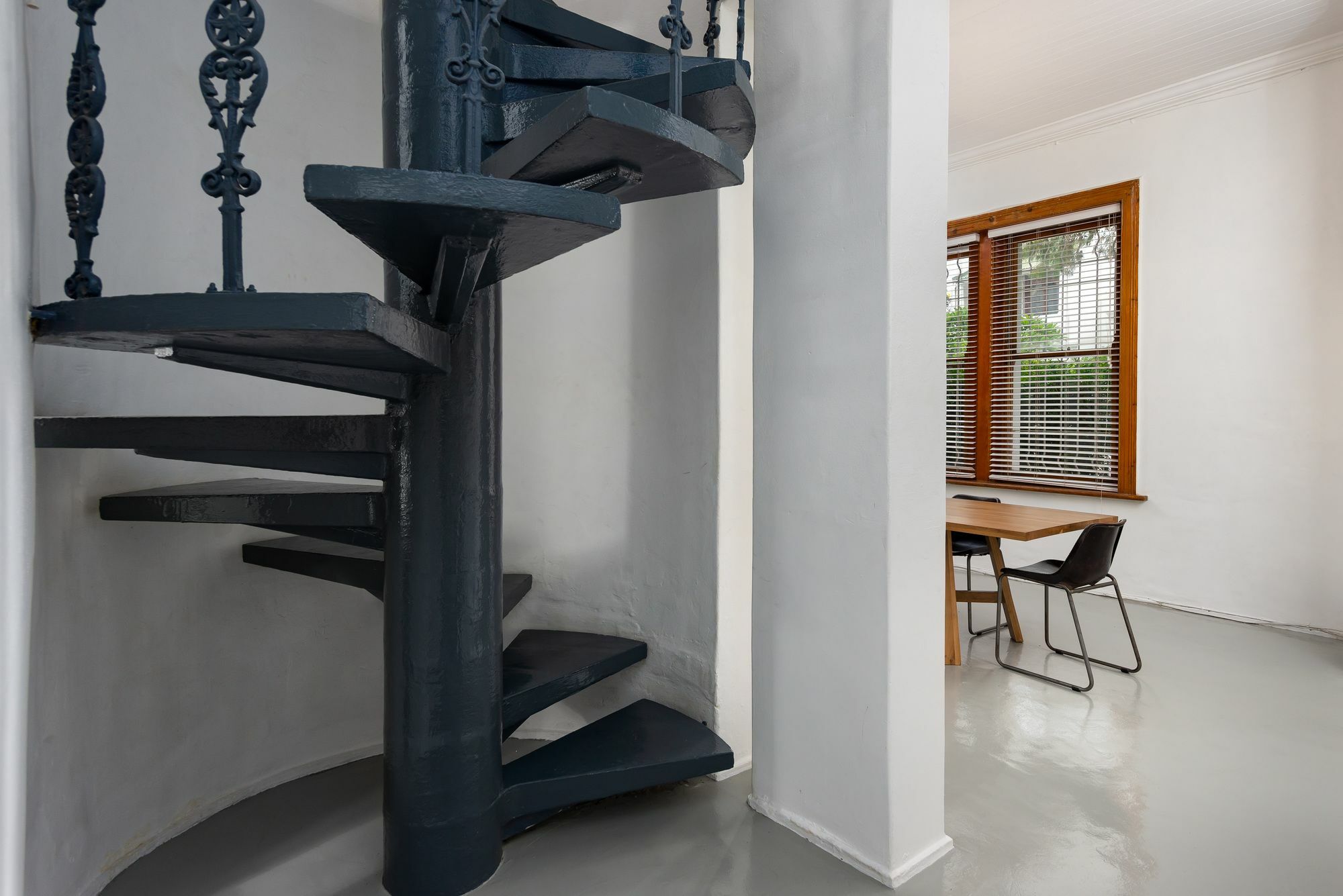 Gordon St 18 Apartment
