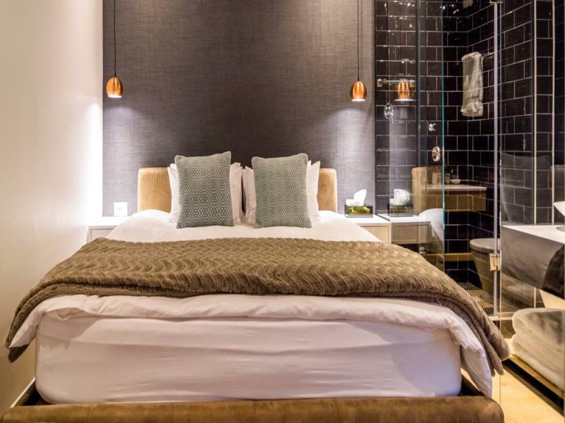 Manhattan Style In Cbd Apartment *