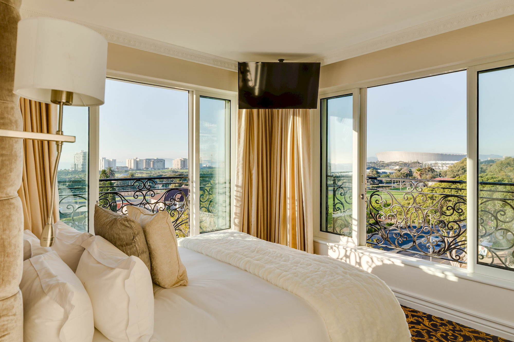 Apartment Versailles Luxury And Cape Town