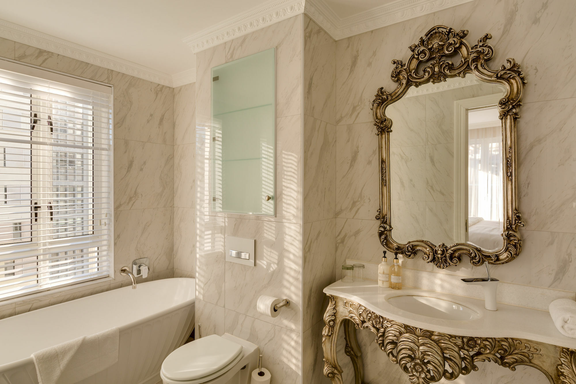 Apartment Versailles Luxury And Cape Town