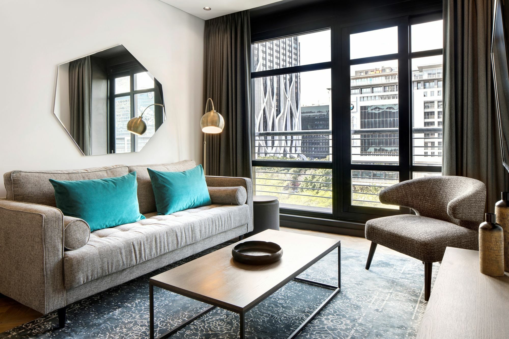 The Onyx By Newmark Hotel 4*