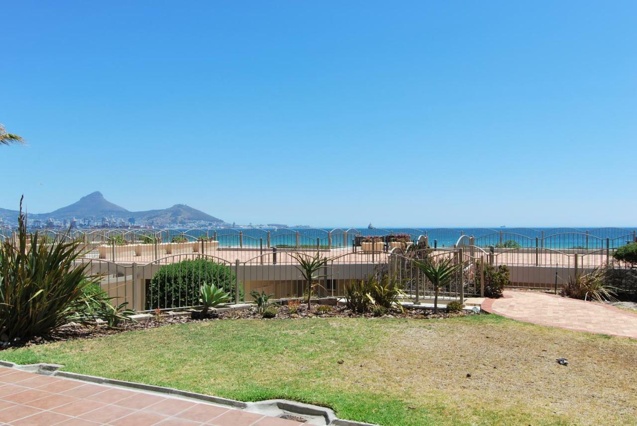 Romantic Beachfront Bachelor * Cape Town