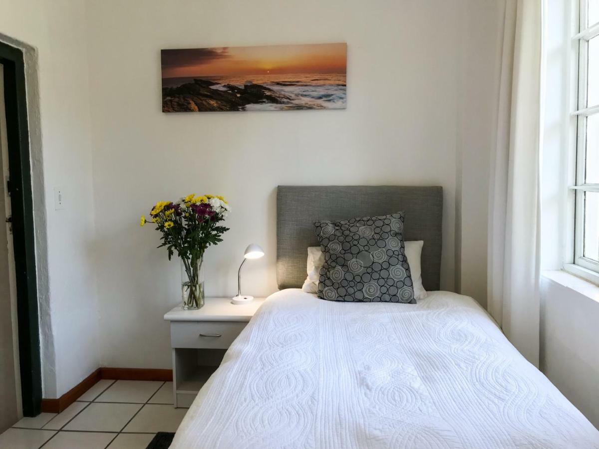 Howards End Manor Acomodação com café da manhã 