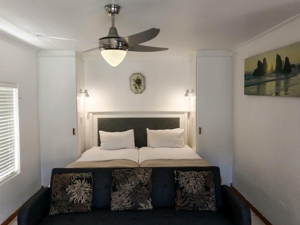 Howards End Manor Acomodação com café da manhã  3*