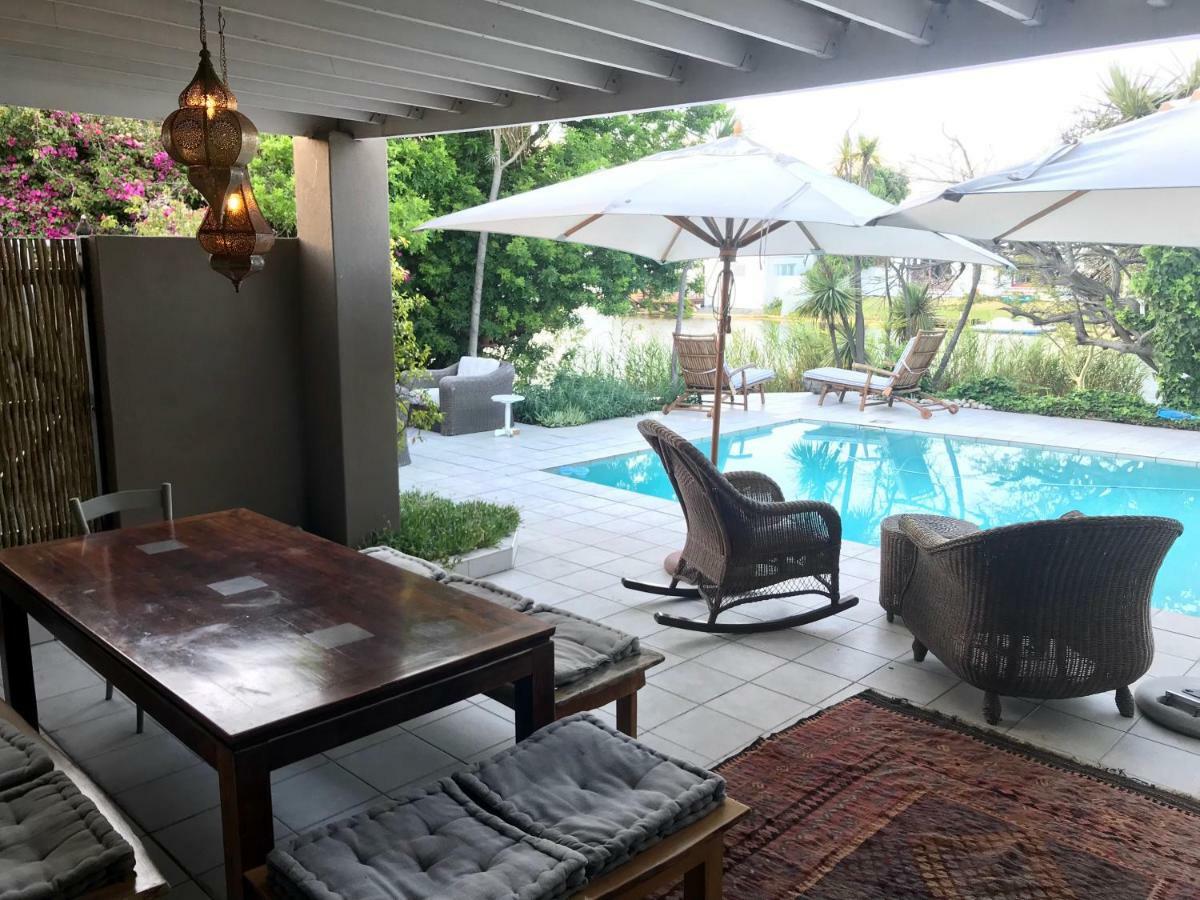 Holiday home Waterfront With Pedelo *