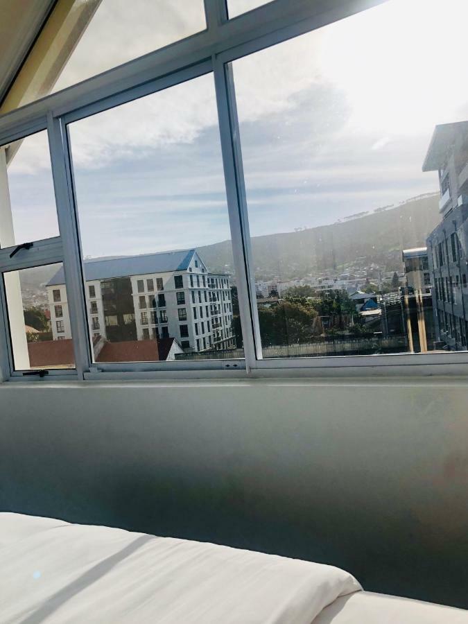 Roeland Square * Cape Town