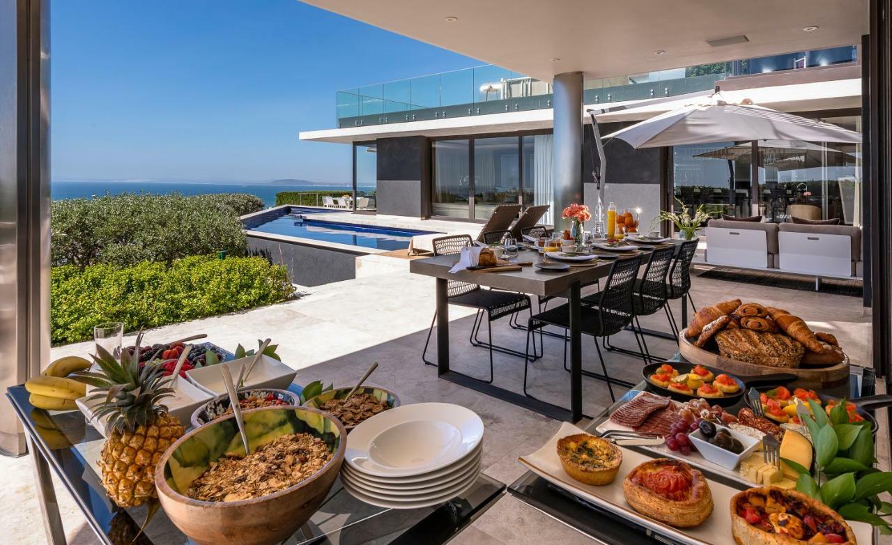 Villa Moondance And Suites