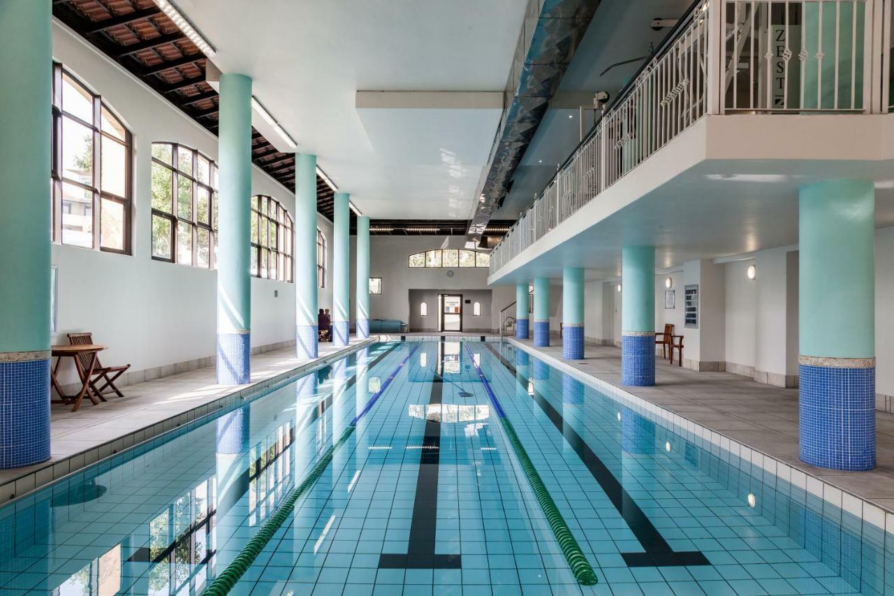 Aparthotel Island Club & 4*