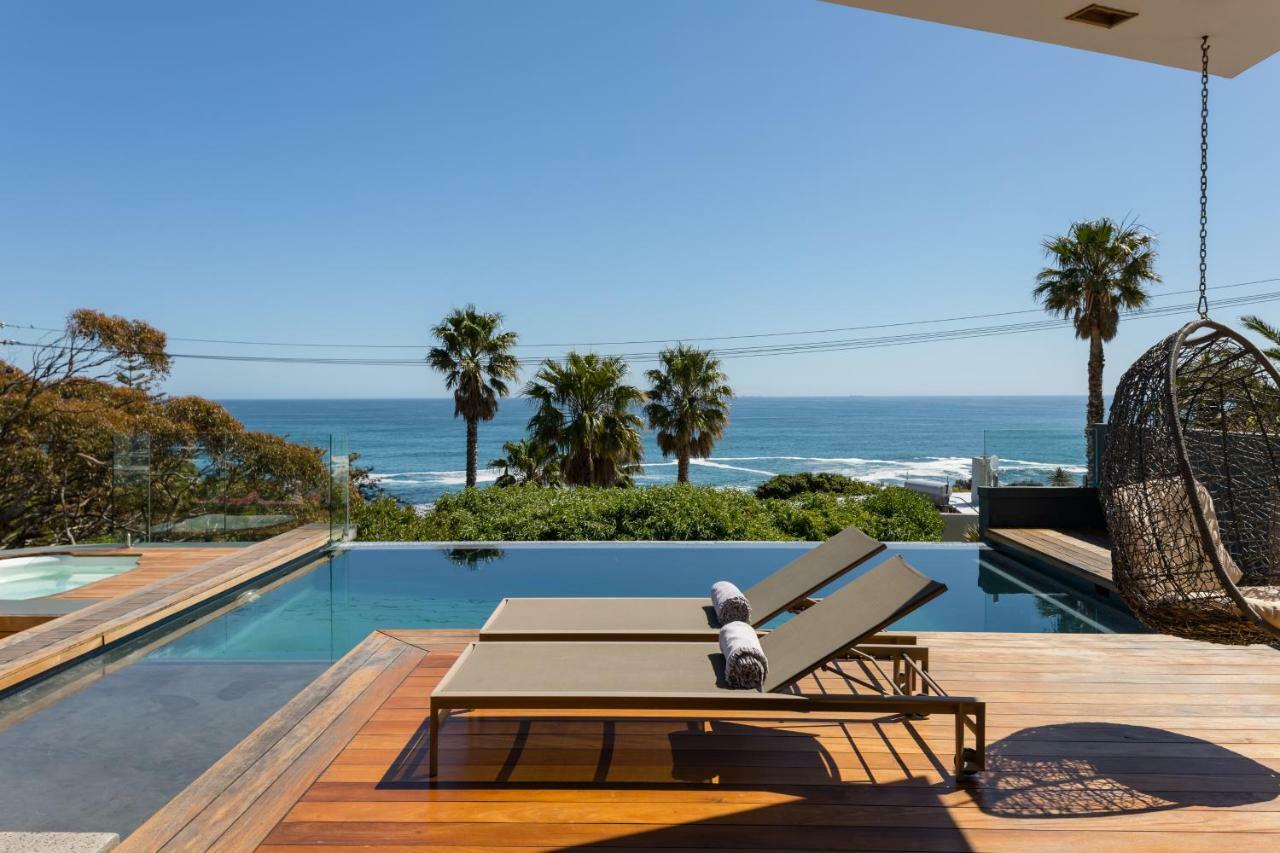 Guest house Element House Bakoven Cape Town