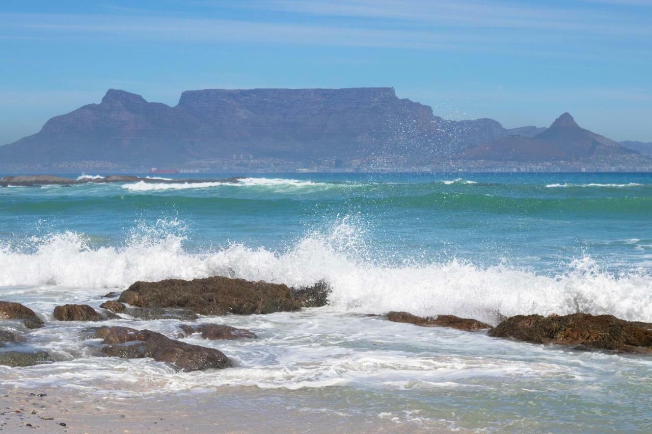 Knowles Big Bay *