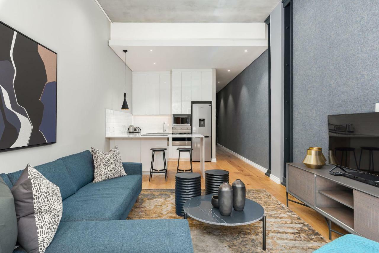 The Docklands Luxury Serviced Apartment *