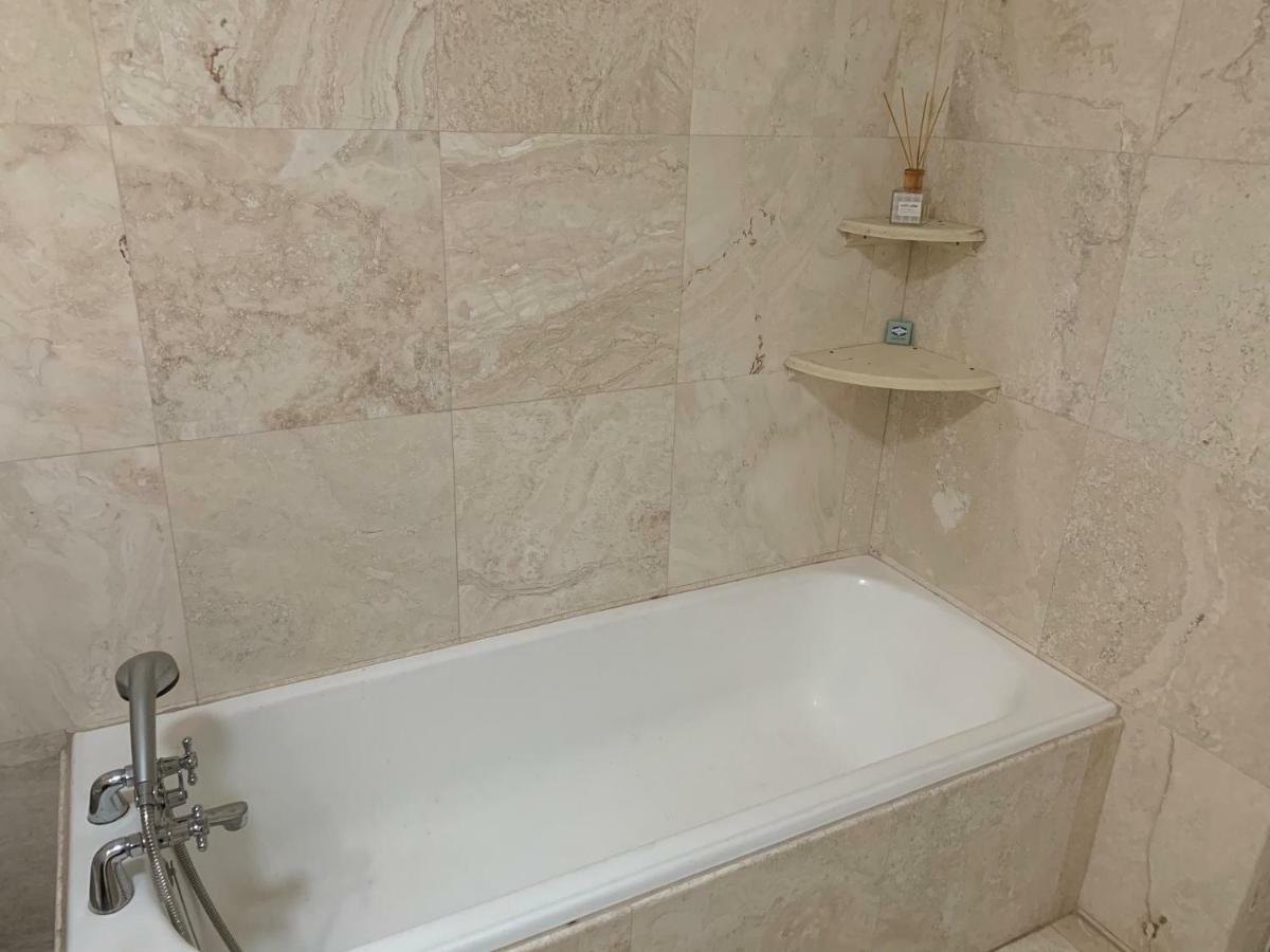 Beluga Of Constantia Guest house Cape Town