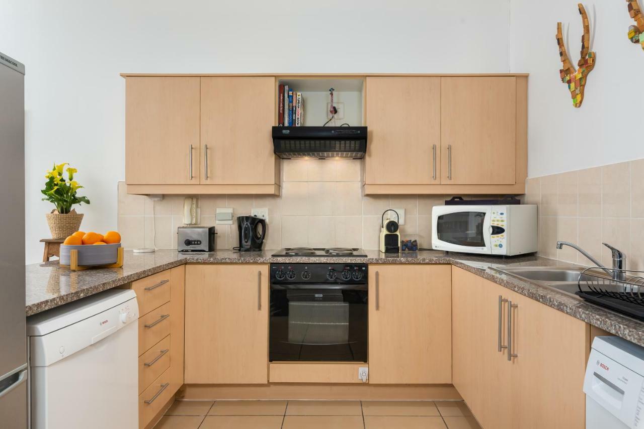 Apartment Hip Hop Plaza | Airmanaged *