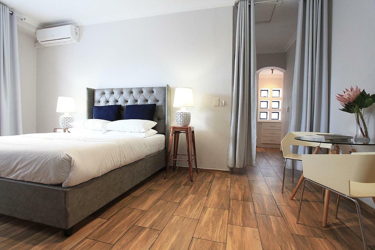 Urban Oasis At Windburg Suites Cape Town