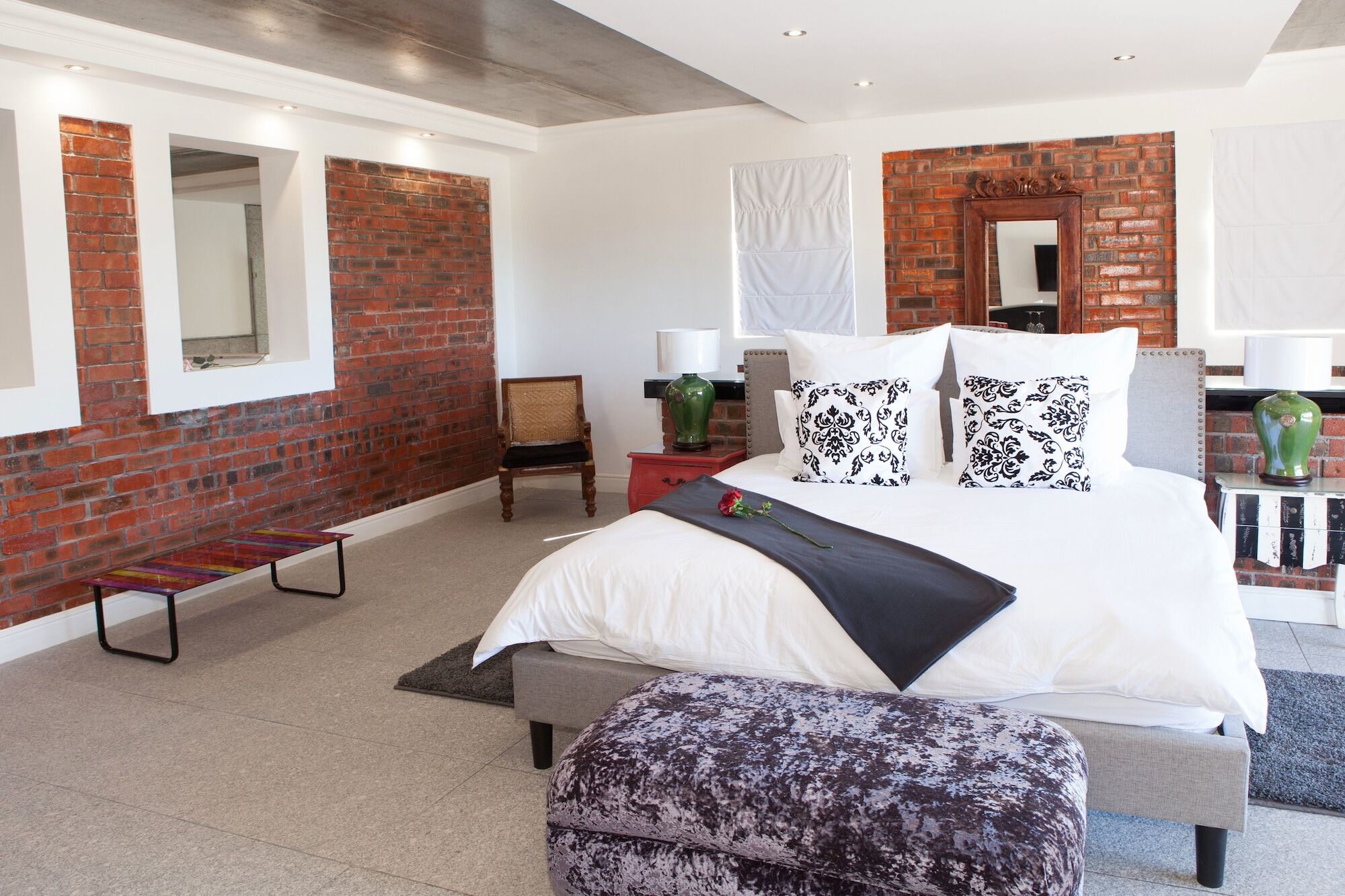 Purple Rayn Boutique Hotel
