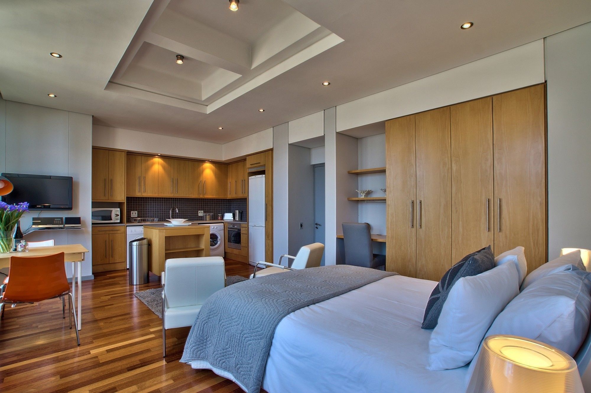 Hotel 1008 Cartwrights Corner 3*