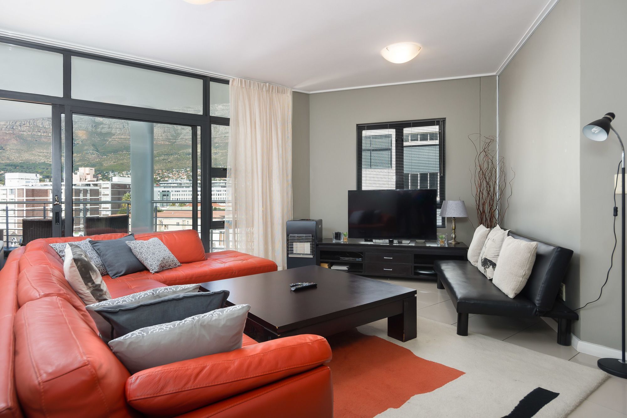 Flatrock 807 Apartment