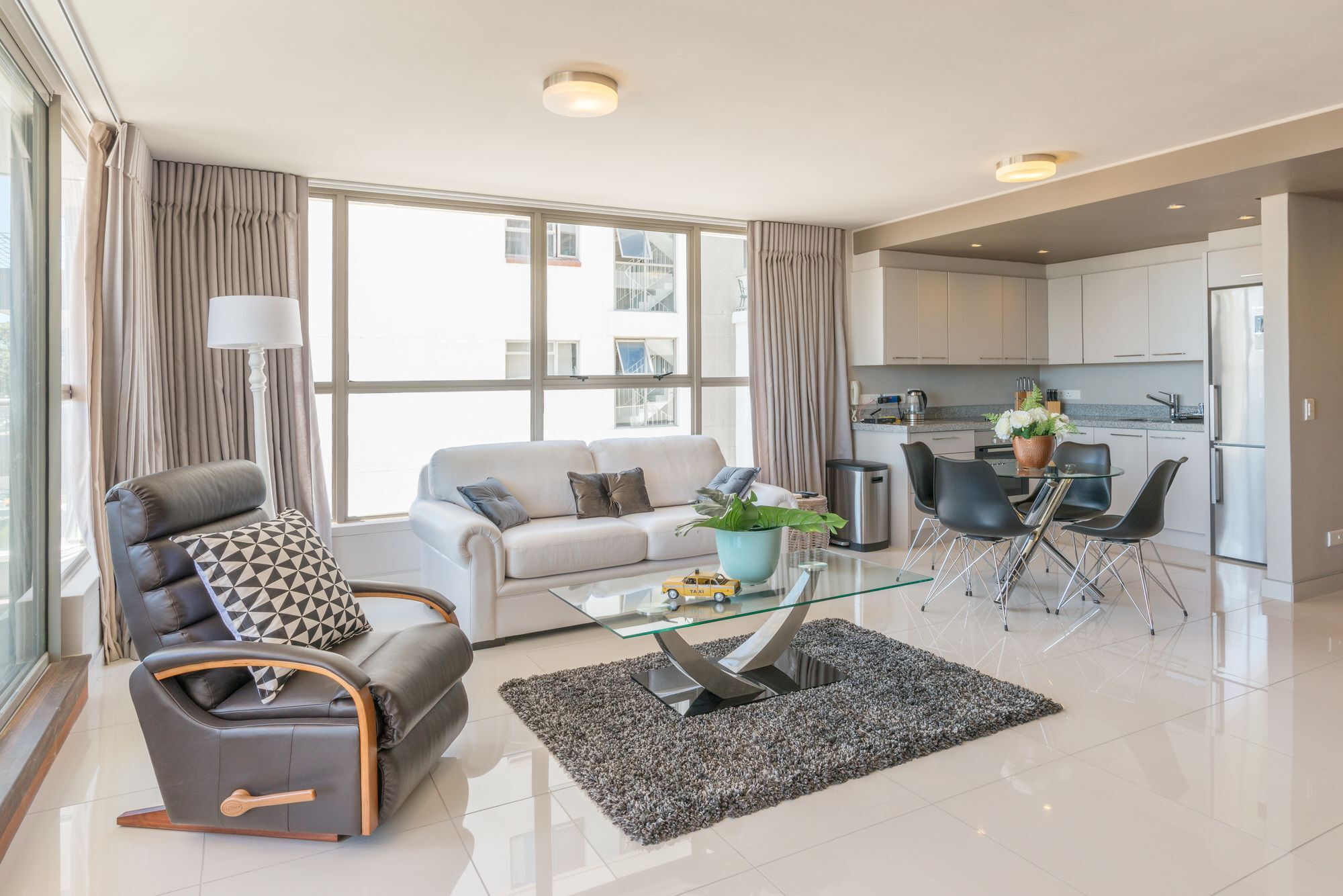 Apartment Legacy Presidential Cape Town