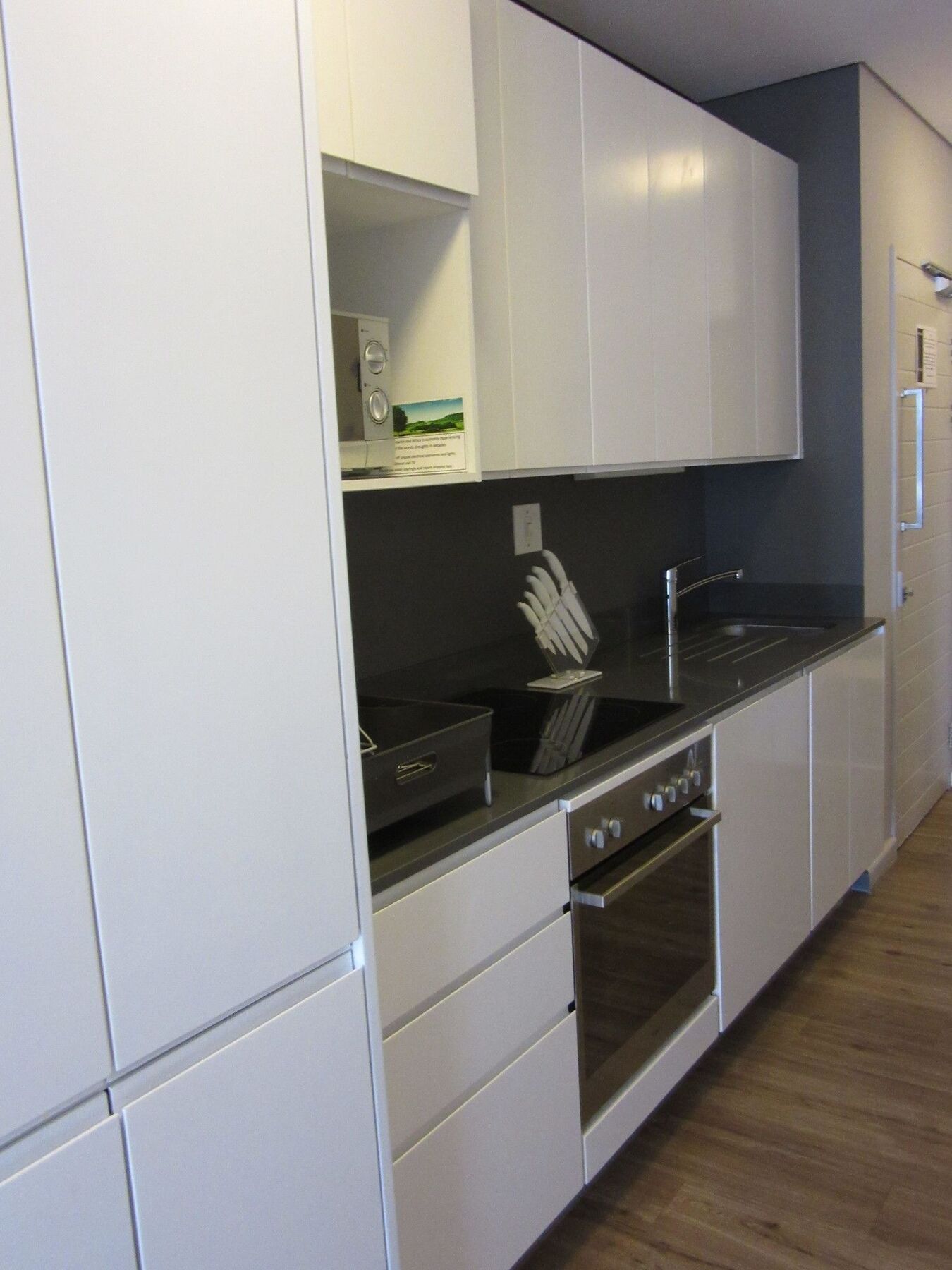 Apartment Roomquay Portswood Ridge Cape Town