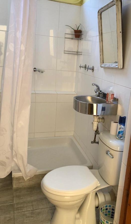 Oak Backpackers Hostel