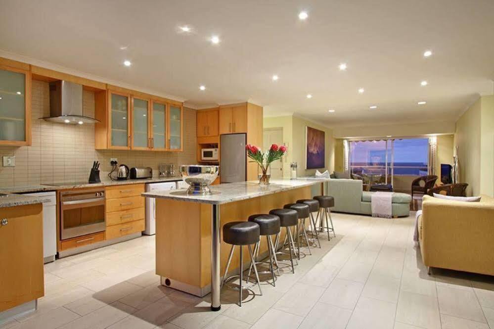 Afribode Acc Jocelyn On Bantry Bay Apartment *