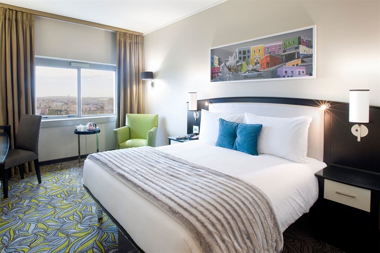 Southern Sun Waterfront Hotel