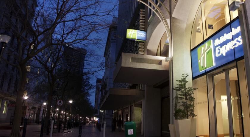 Express Centre By Ihg Hotel Cape Town