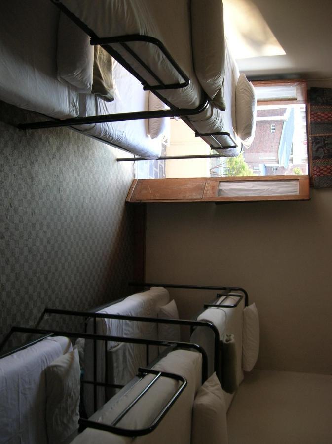 Anzac Backpackers Hostel Cape Town