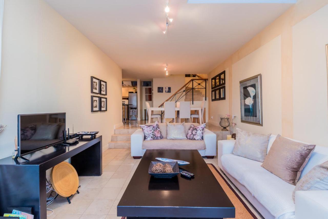 Apartment Camps Bay Views Roodeberg Cape Town