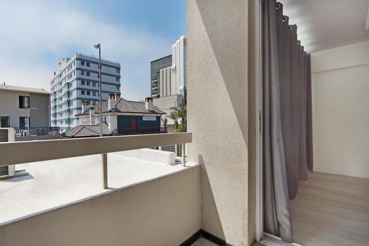 La Rhone Apartment *