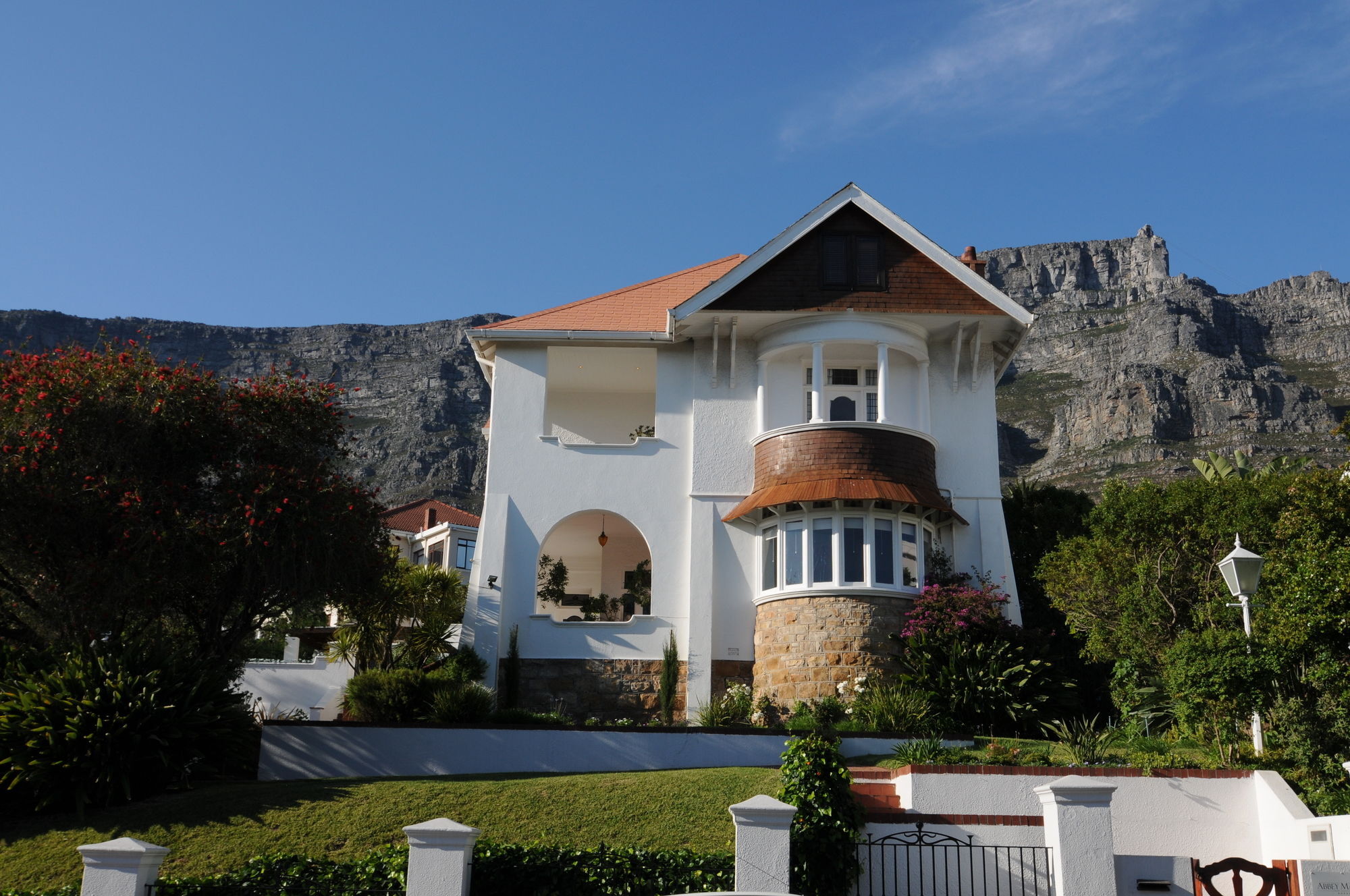 Guest house Abbey Manor Luxury
