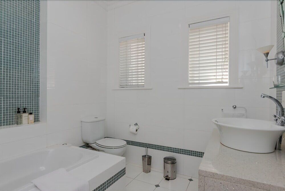 Abbey Manor Luxury 5* Cape Town