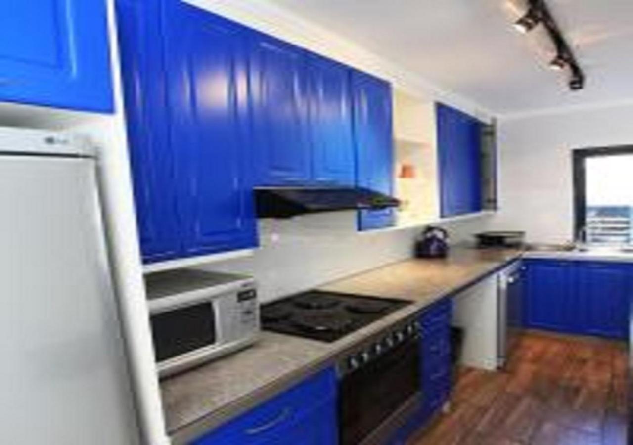 Urban Oasis At Windburg Suites *