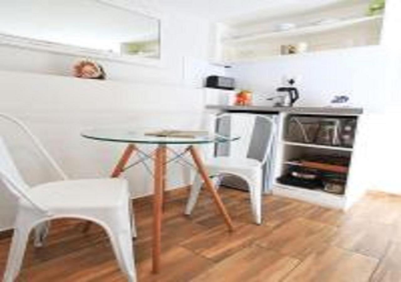 Urban Oasis At Windburg Suites Apartment Cape Town