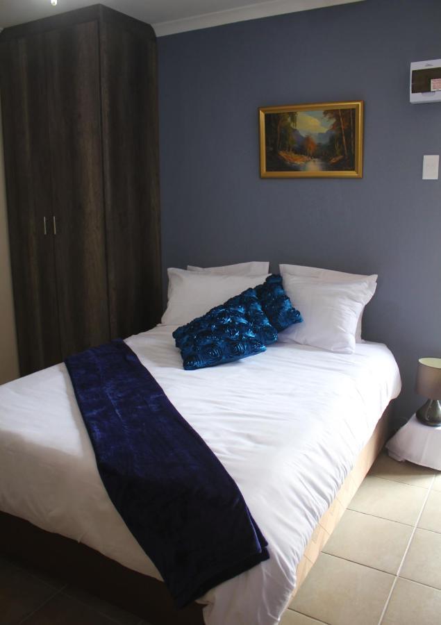 Sir Self Catering