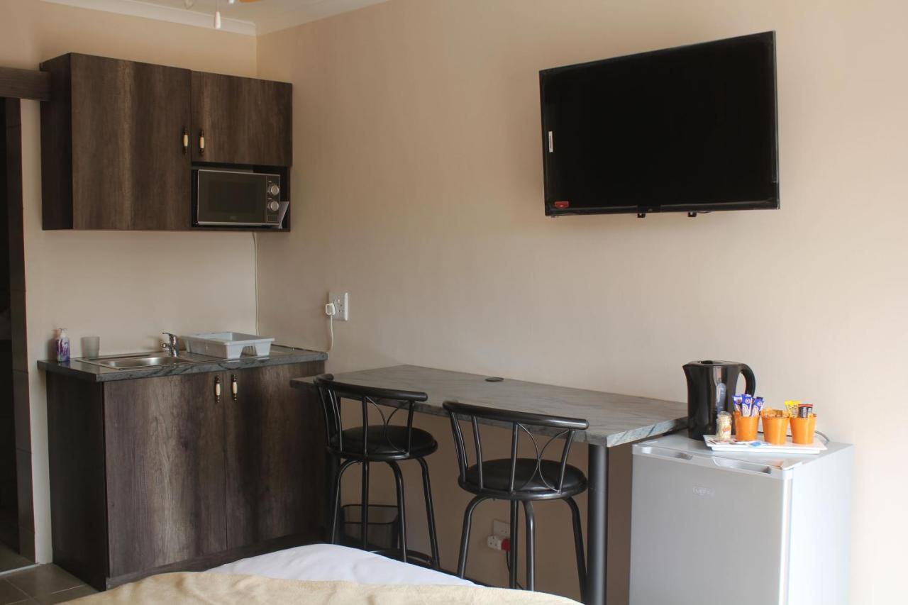 Guest house Sir Self Catering